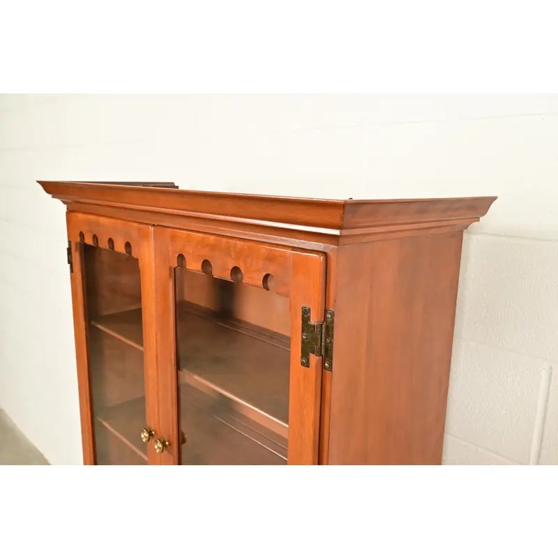 Ethan Allen American Colonial Solid Maple Breakfront Bookcase Cabinet, Circa 1960s - Image 11