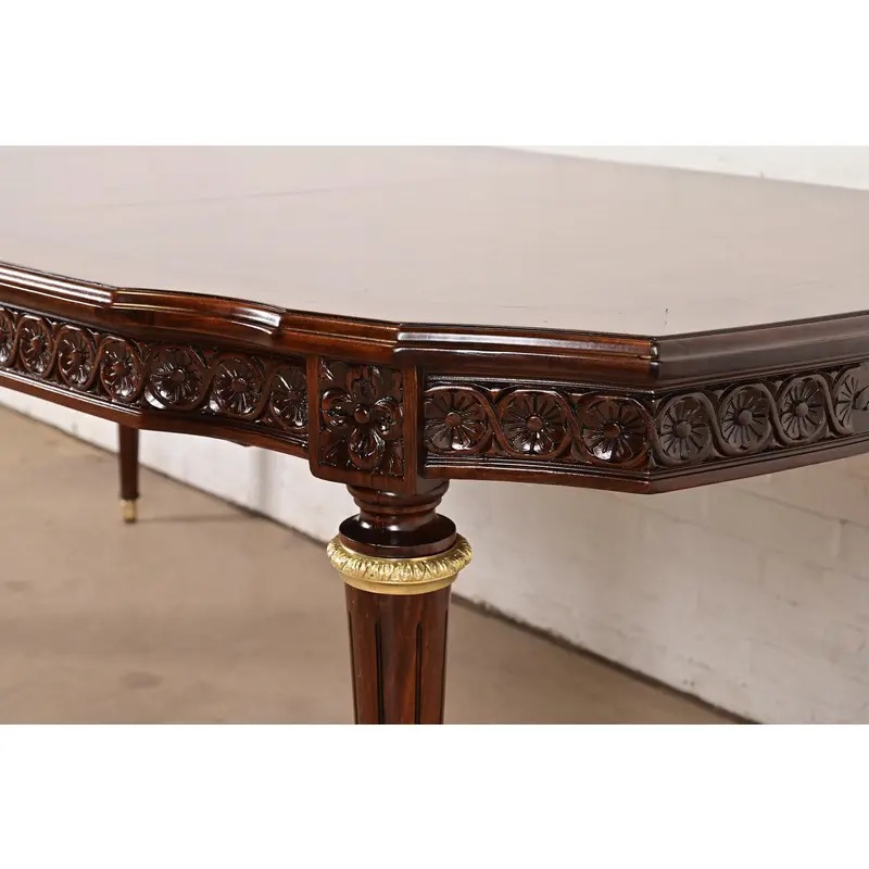 Henredon Style French Regency Louis XVI Carved Mahogany and Burl Wood Extension Dining Table, Newly Refinished - Image 11