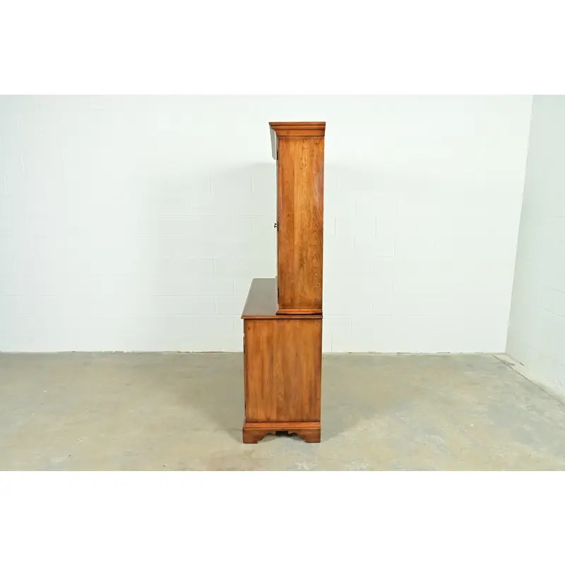 Statton Georgian Carved Cherry Wood Breakfront Bookcase or Dining Cabinet - Image 11