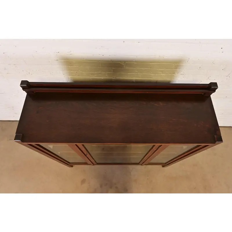 Limbert Style Antique Mission Oak Arts and Crafts Bookcase Cabinet, Circa 1910 - Image 12