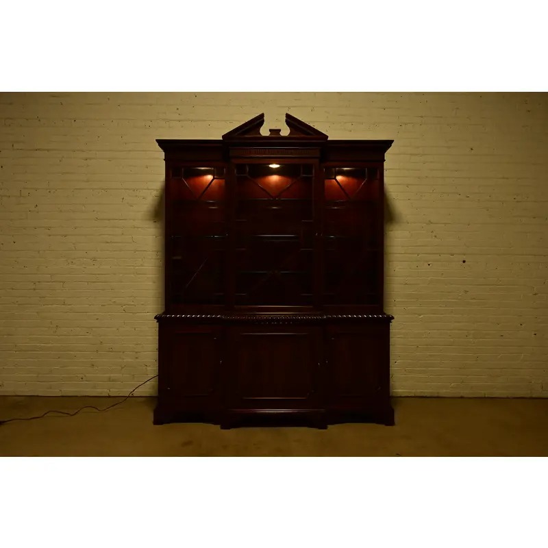 Baker Furniture Historic Charleston Georgian Flame Mahogany Lighted Breakfront Bookcase Cabinet - Image 13