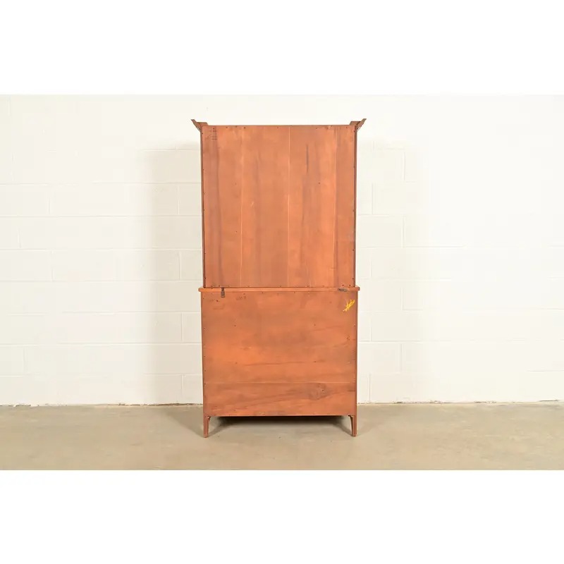 Ethan Allen American Colonial Solid Maple Breakfront Bookcase Cabinet, Circa 1960s - Image 16