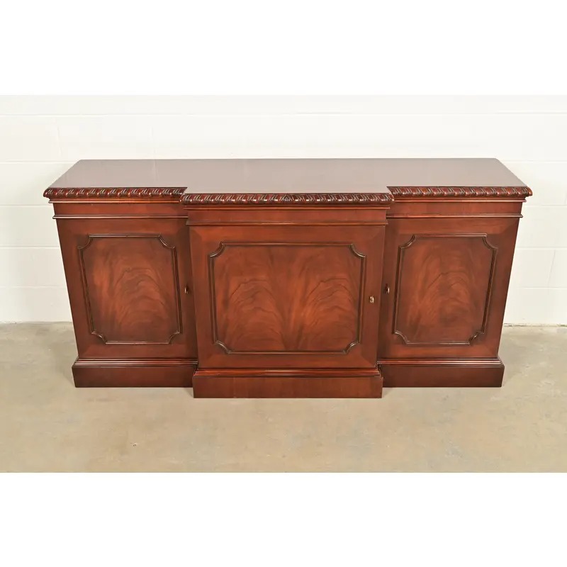 Baker Furniture Historic Charleston Georgian Flame Mahogany Breakfront Sideboard or Bar Cabinet - Image 2