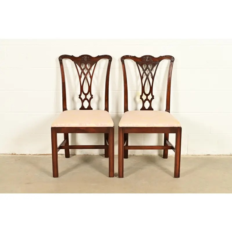 Baker Furniture Style Georgian Carved Mahogany Side Chairs or Dining Chairs, Pair - Image 2