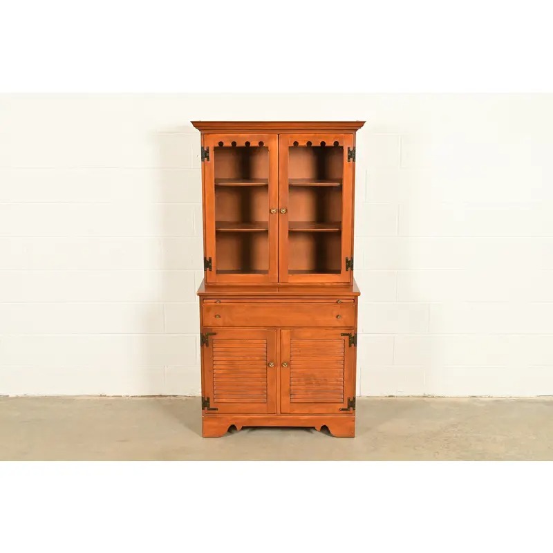 Ethan Allen American Colonial Solid Maple Breakfront Bookcase Cabinet, Circa 1960s - Image 2
