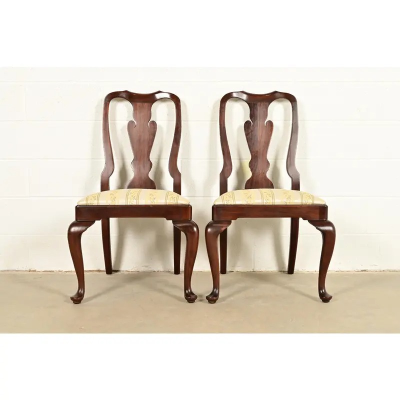 Henkel Harris Queen Anne Solid Mahogany Side Chairs or Dining Chairs, Pair - Image 2