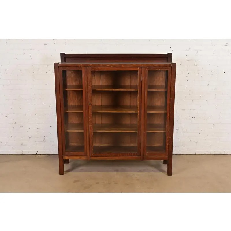 Limbert Style Antique Mission Oak Arts and Crafts Bookcase Cabinet, Circa 1910 - Image 2