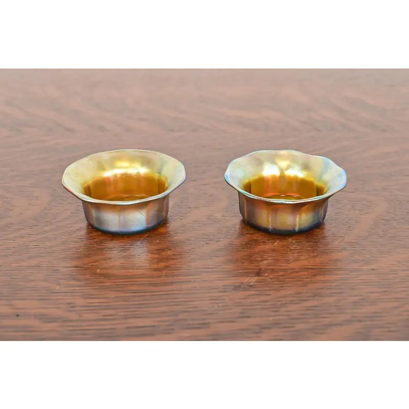 Louis Comfort Tiffany Favrile Iridescent Art Glass Salt Cellars, Pair - Image 2