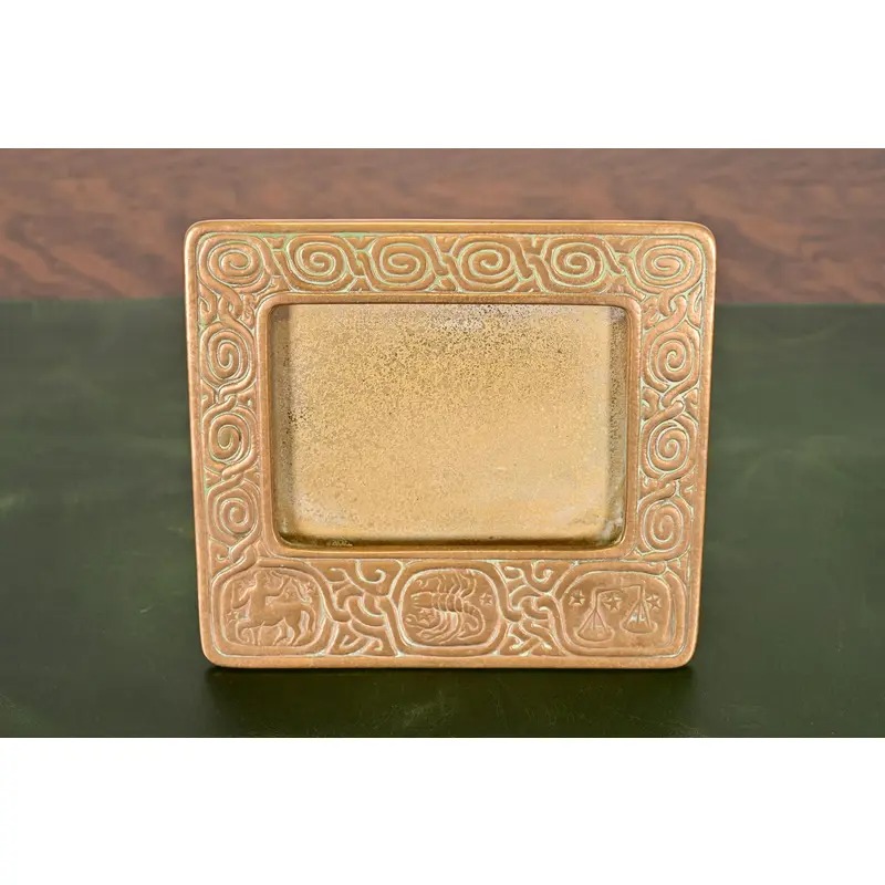 Tiffany Studios New York Zodiac Bronze Doré Desk Calendar Holder or Picture Frame - Image 2