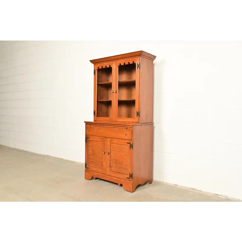 Ethan Allen American Colonial Solid Maple Breakfront Bookcase Cabinet, Circa 1960s - Image 3