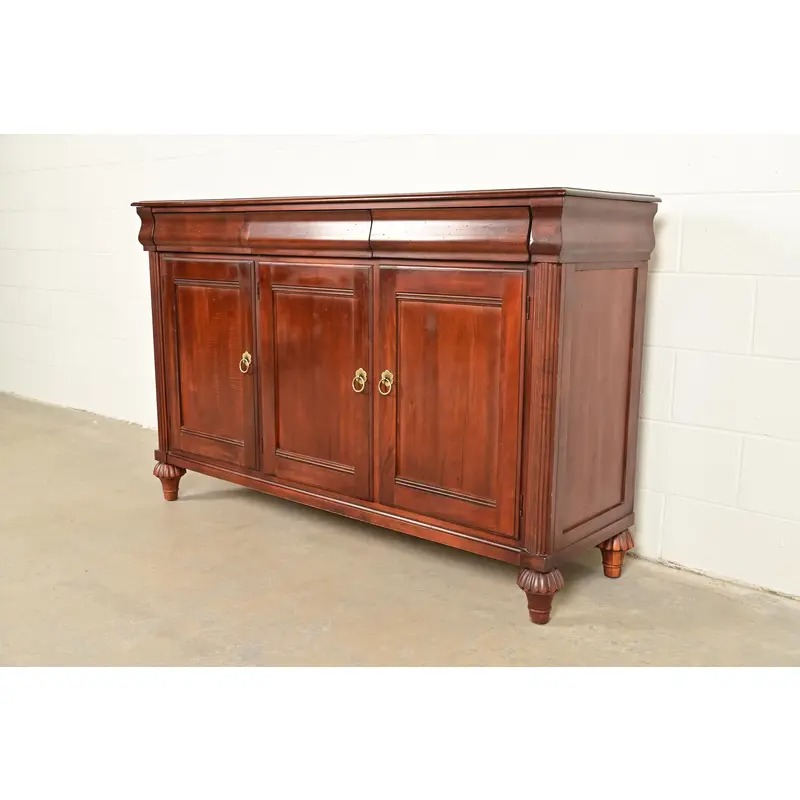 Ethan Allen British Colonial Carved Maple Sideboard Credenza or Bar Cabinet - Image 3