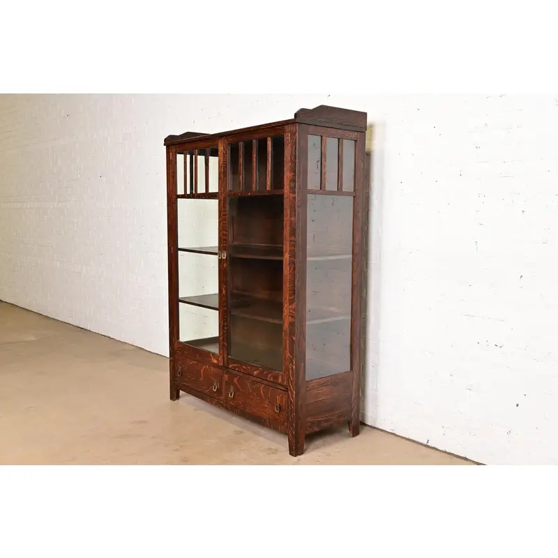 Limbert Style Antique Mission Oak Arts and Crafts Bookcase Cabinet, Circa 1910 - Image 3