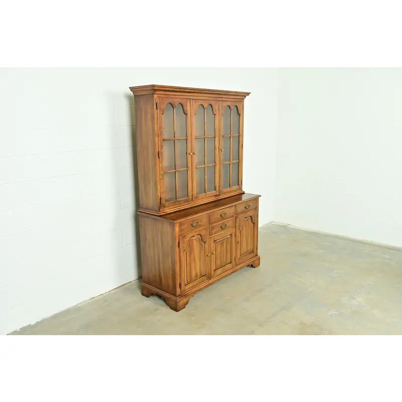Statton Georgian Carved Cherry Wood Breakfront Bookcase or Dining Cabinet - Image 3