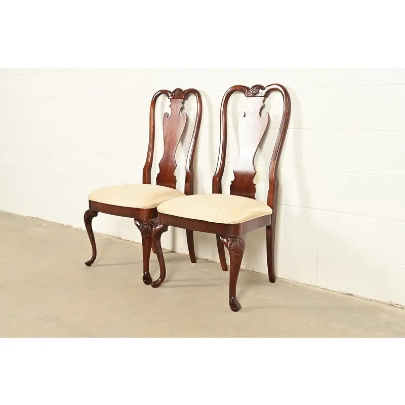 Thomasville Queen Anne Carved Solid Mahogany Side Chairs or Dining Chairs, Pair - Image 3