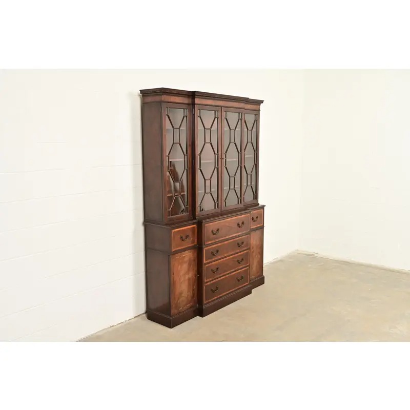 Baker Furniture Georgian Carved Mahogany Breakfront Bookcase Cabinet With Secretary Desk - Image 4