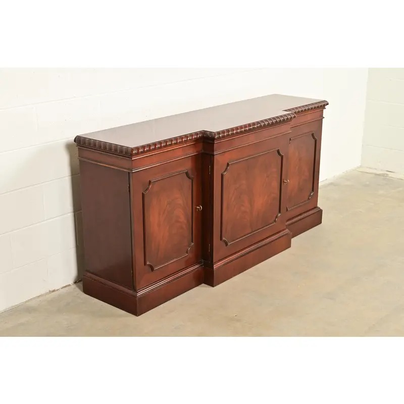 Baker Furniture Historic Charleston Georgian Flame Mahogany Breakfront Sideboard or Bar Cabinet - Image 4