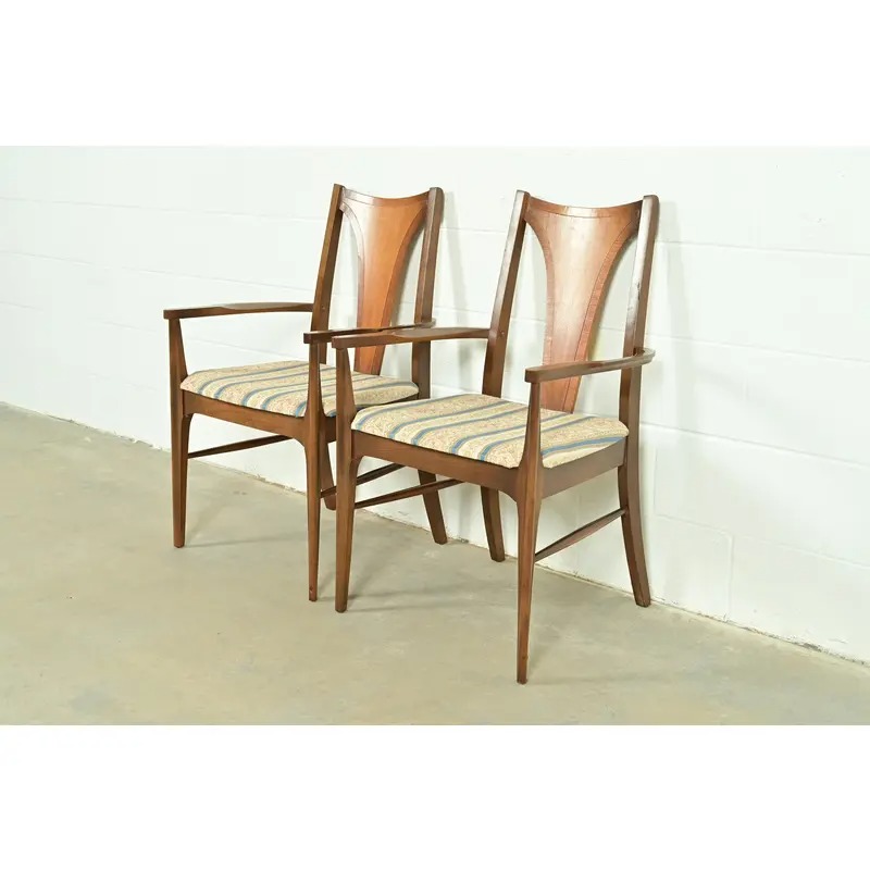 Broyhill Brasilia Mid-Century Modern Sculpted Walnut Armchairs, Pair - Image 4