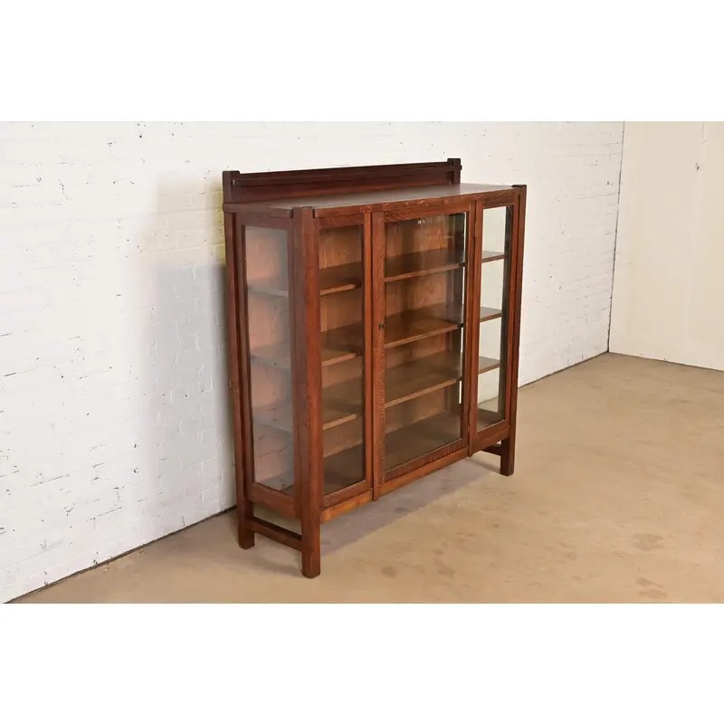 Limbert Style Antique Mission Oak Arts and Crafts Bookcase Cabinet, Circa 1910 - Image 4