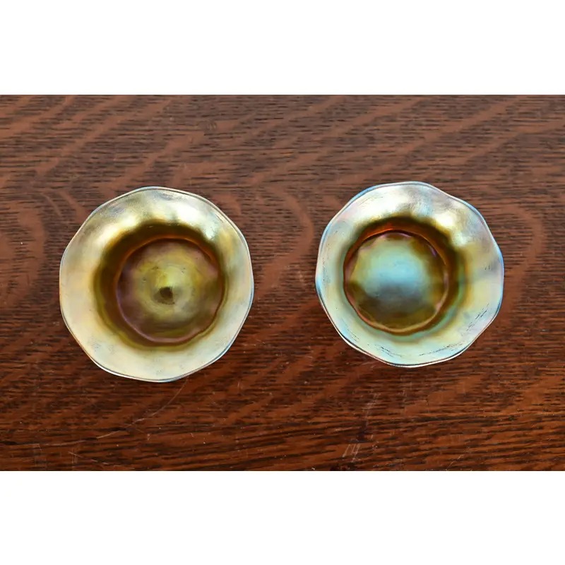 Louis Comfort Tiffany Favrile Iridescent Art Glass Salt Cellars, Pair - Image 4