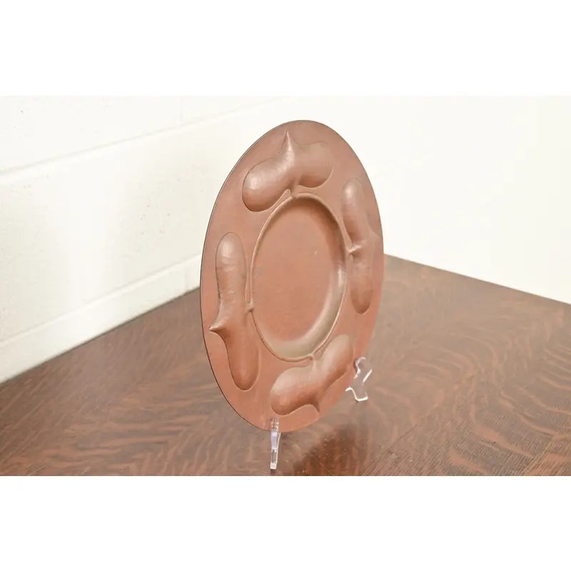 Ramon Ramirez Arts & Crafts Hammered Copper Charger Plate or Tray - Image 4
