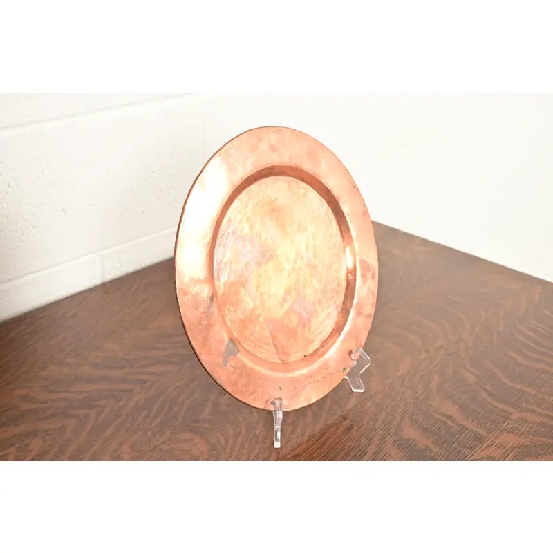 Roycroft Style Arts & Crafts Hammered Copper Charger Plate or Tray - Image 4