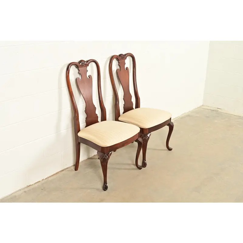 Thomasville Queen Anne Carved Solid Mahogany Side Chairs or Dining Chairs, Pair - Image 4