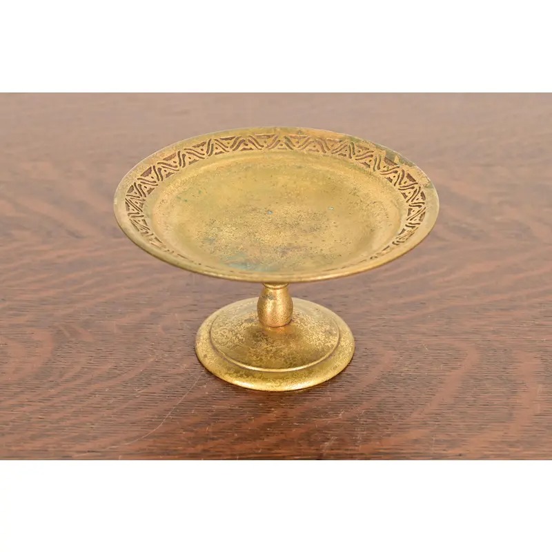 Tiffany Studios New York Bronze Doré Pedestal Bowl or Compote Dish With Bellflower Motif - Image 4