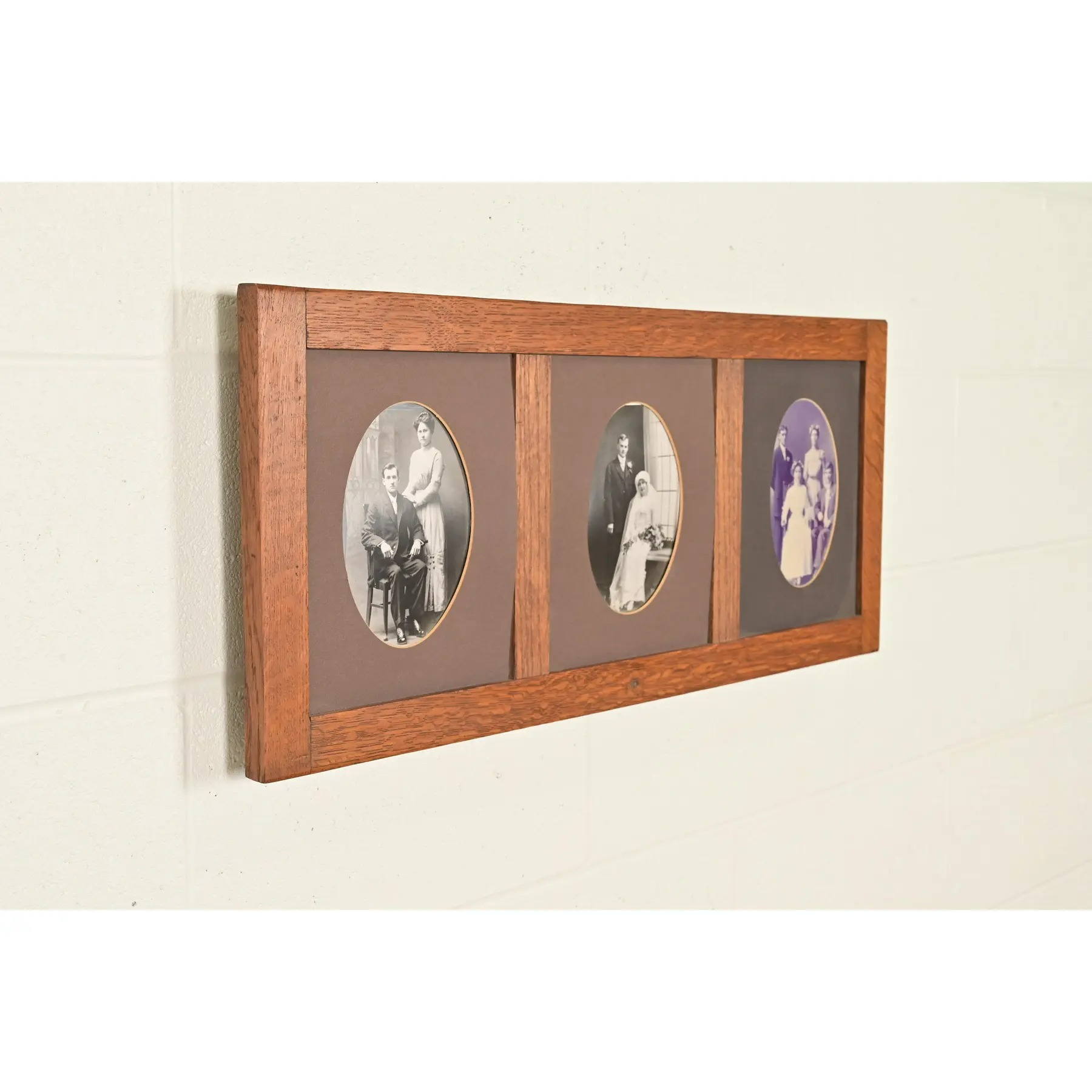 Stickley Style Antique Mission Oak Arts & Crafts Triple Picture Frame, Circa 1910 - Image 2