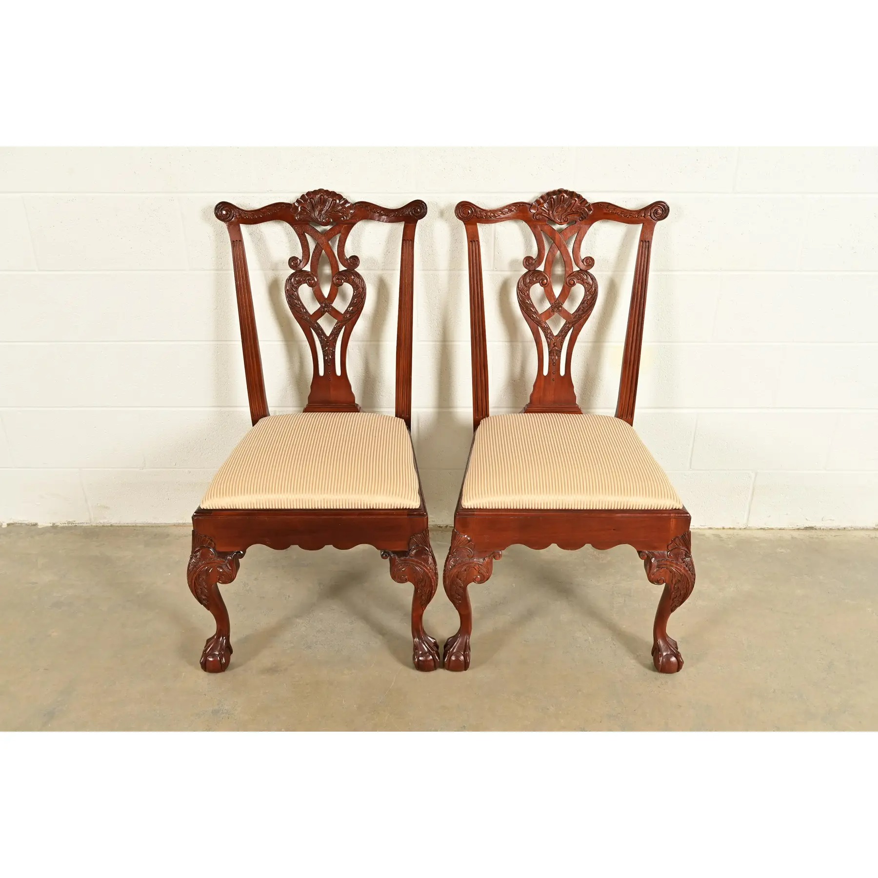 Baker Furniture Chippendale Carved Mahogany Side Chairs or Dining Chairs, Pair - Image 3