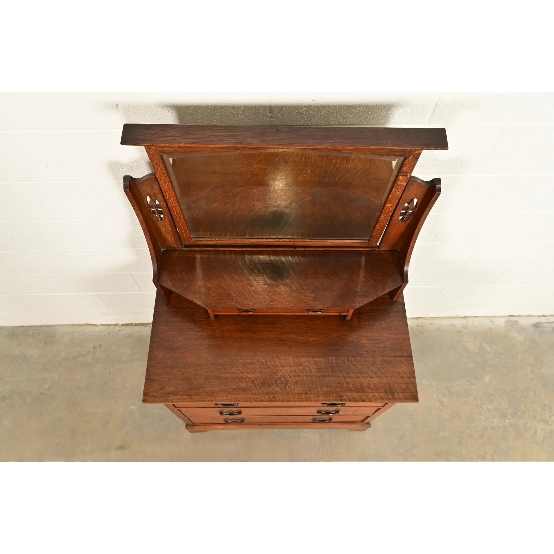 Liberty & Co. Antique English Mission Oak Arts & Crafts Vanity Dresser With Mirror, Circa 1900 - Image 10