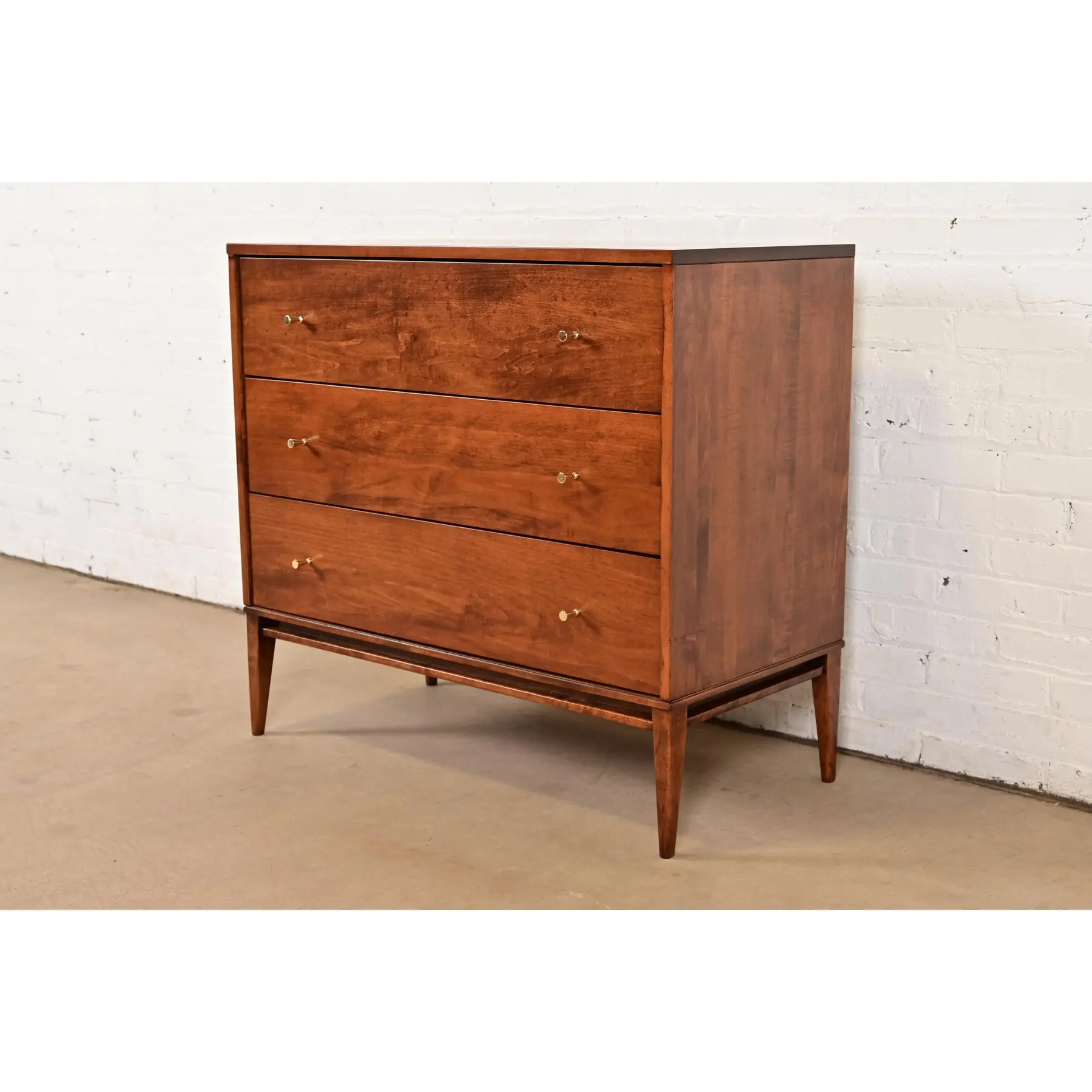 Paul McCobb Planner Group Solid Birch Dresser or Chest of Drawers, Newly Refinished - Image 4