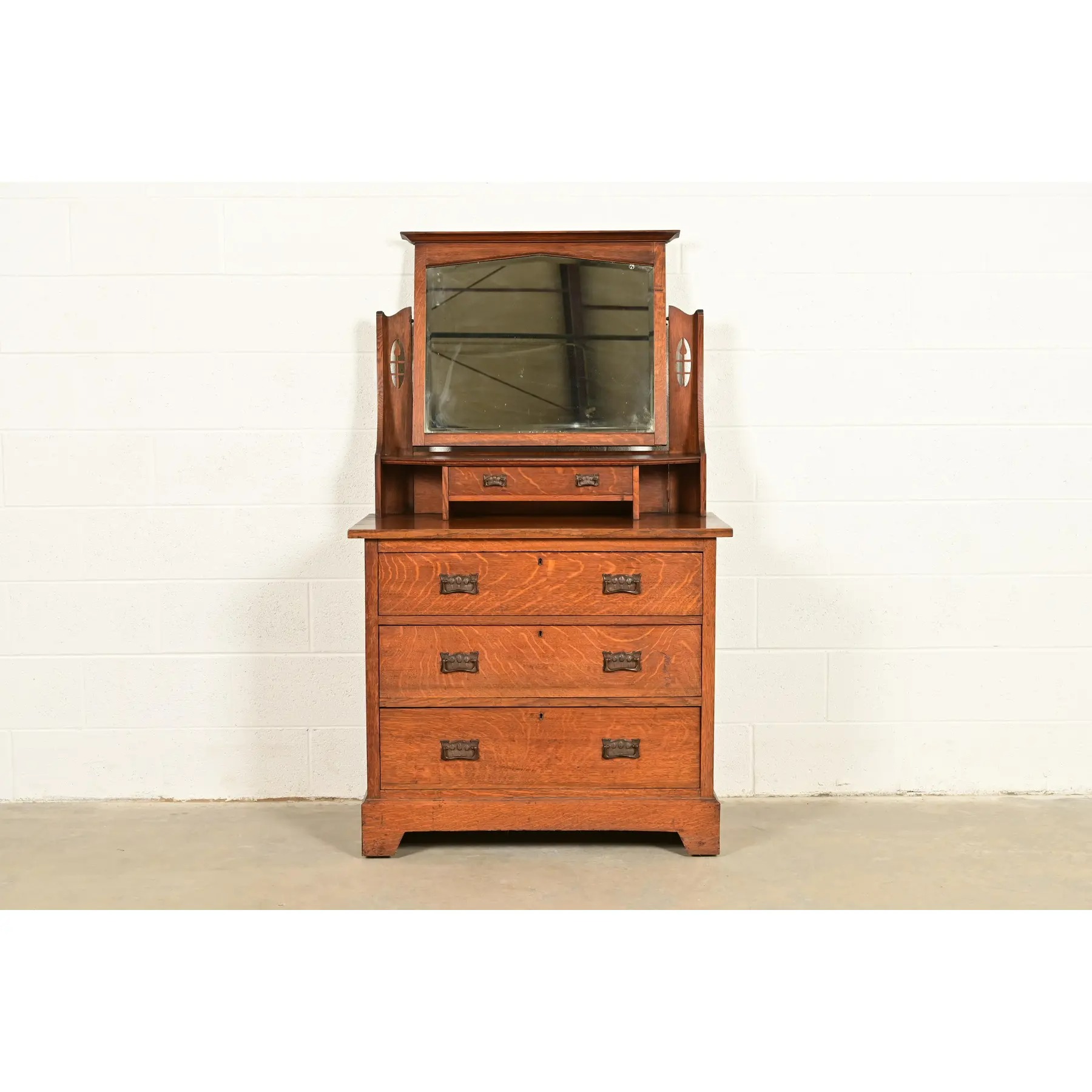 Liberty & Co. Antique English Mission Oak Arts & Crafts Vanity Dresser With Mirror, Circa 1900 - Image 2