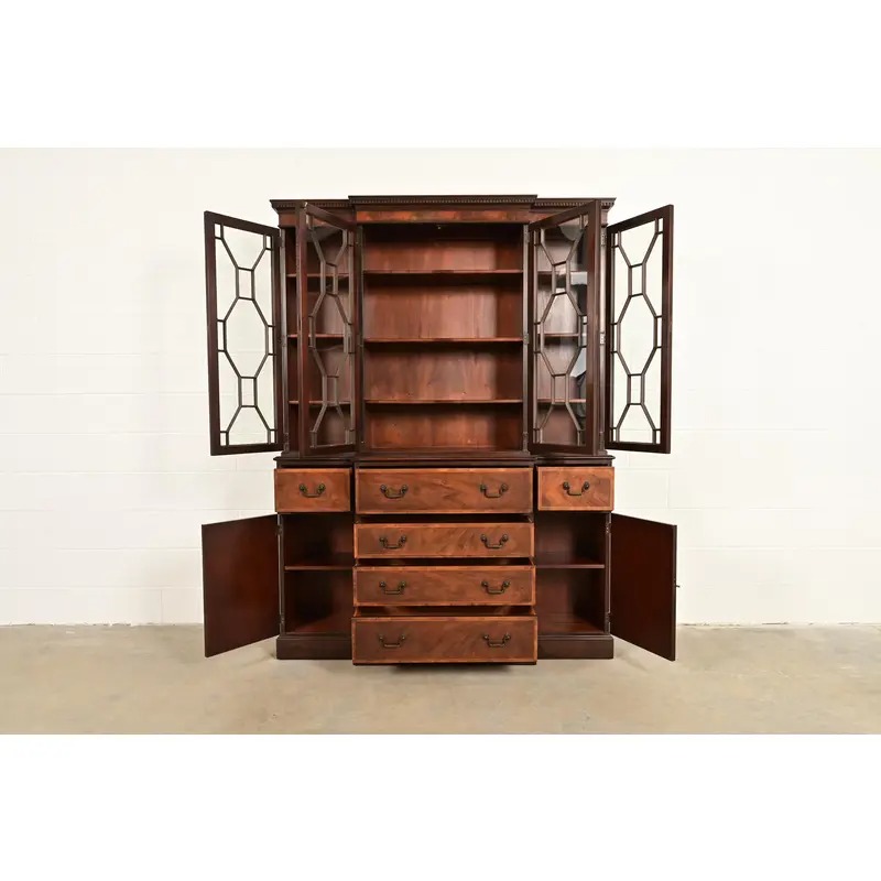 Baker Furniture Georgian Carved Mahogany Breakfront Bookcase Cabinet With Secretary Desk - Image 5