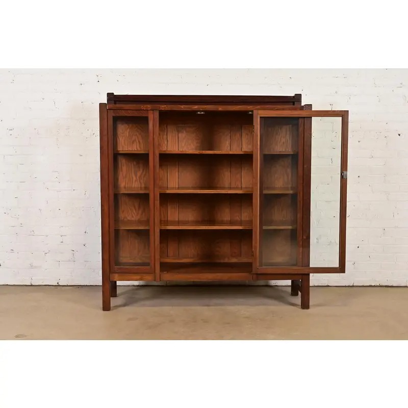 Limbert Style Antique Mission Oak Arts and Crafts Bookcase Cabinet, Circa 1910 - Image 5
