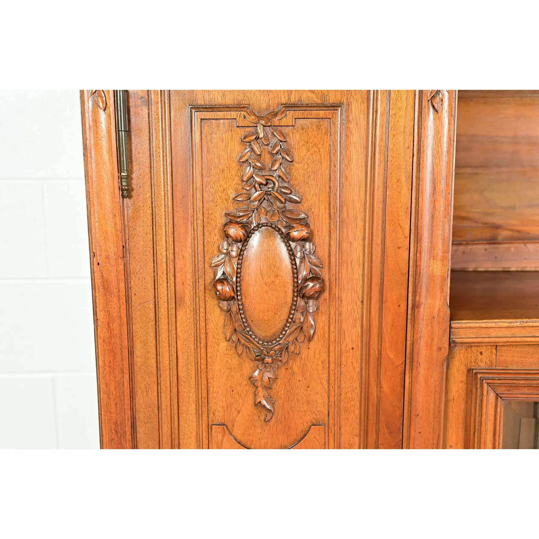 Louis Majorelle Style Antique French Art Nouveau Carved Burled Walnut Bibliotheque Bookcase Cabinet, Circa 1900 - Image 9
