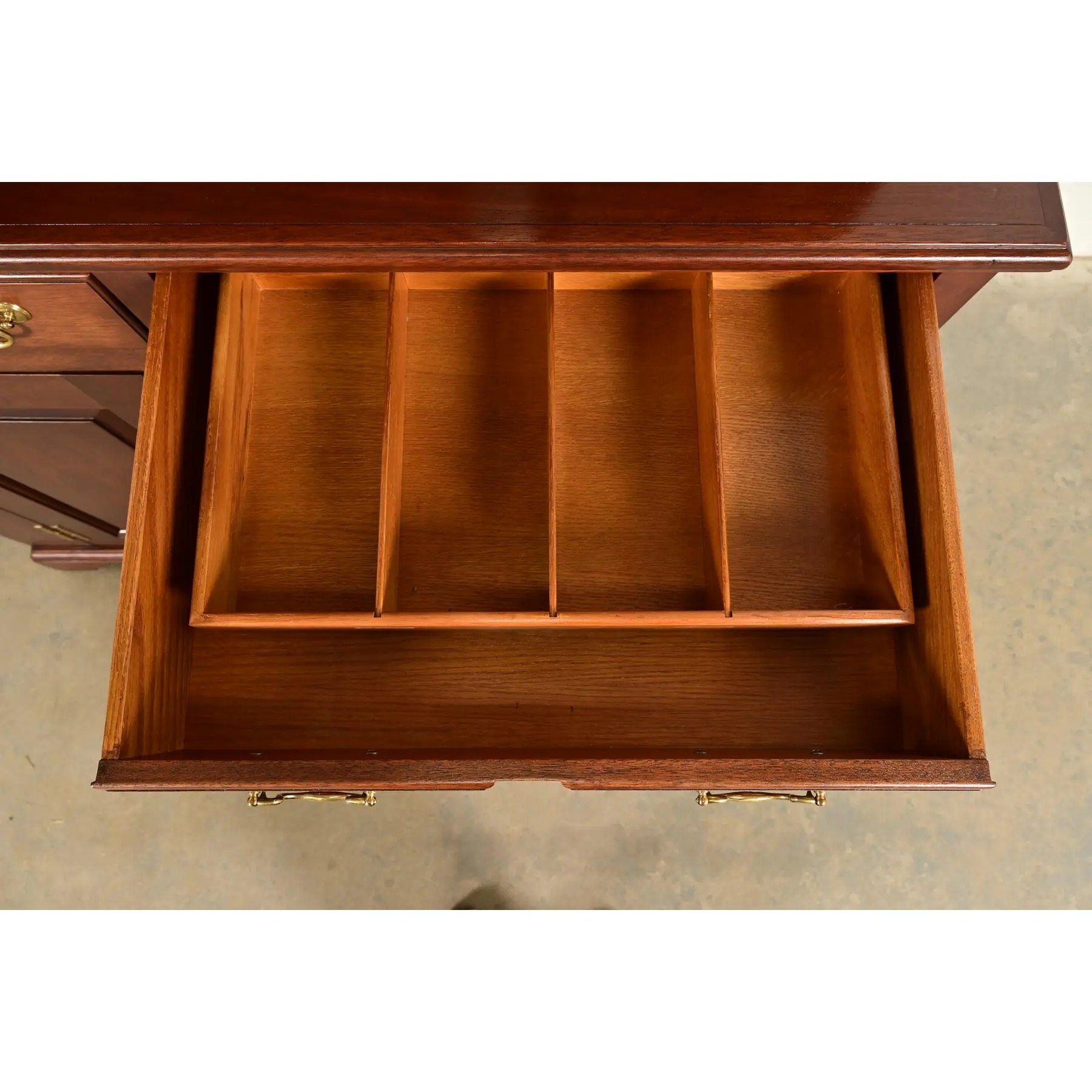 Kittinger Georgian Carved Mahogany Breakfront Bookcase Cabinet - Image 7