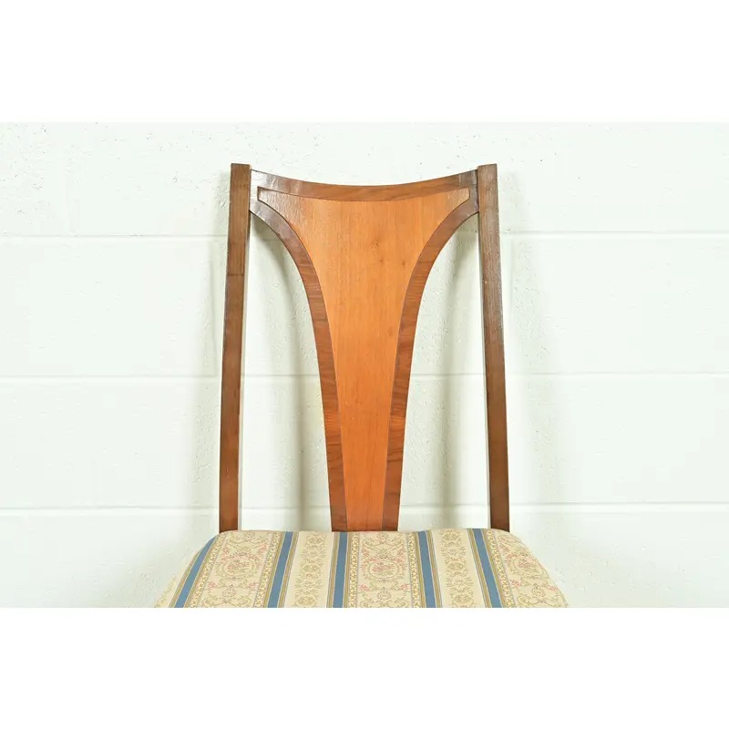 Broyhill Brasilia Mid-Century Modern Sculpted Walnut Side Chairs or Dining Chairs, Pair - Image 6