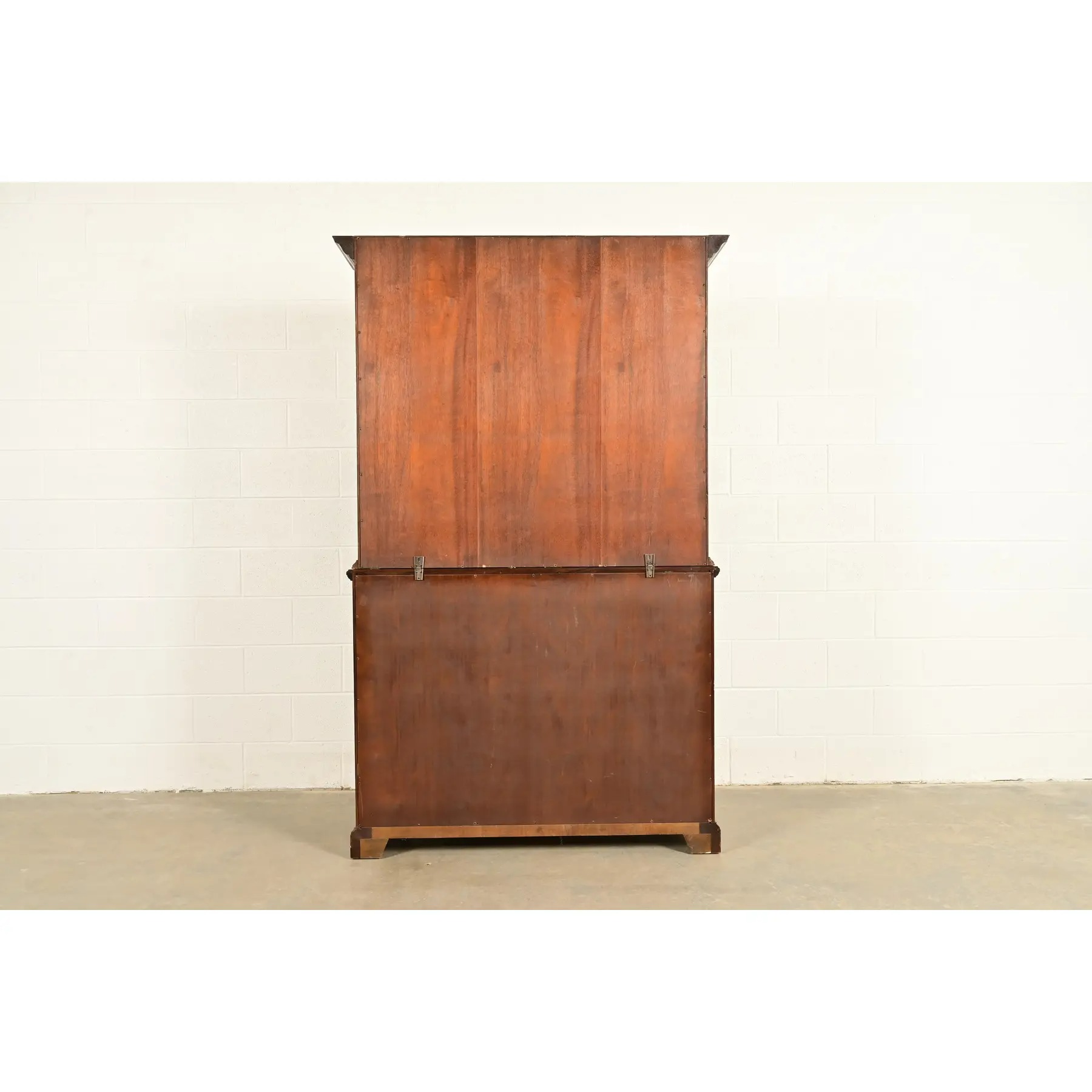 Kittinger Georgian Carved Mahogany Breakfront Bookcase Cabinet - Image 17