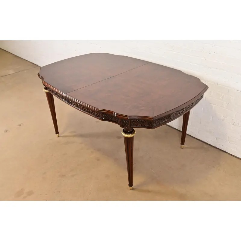 Henredon Style French Regency Louis XVI Carved Mahogany and Burl Wood Extension Dining Table, Newly Refinished - Image 8