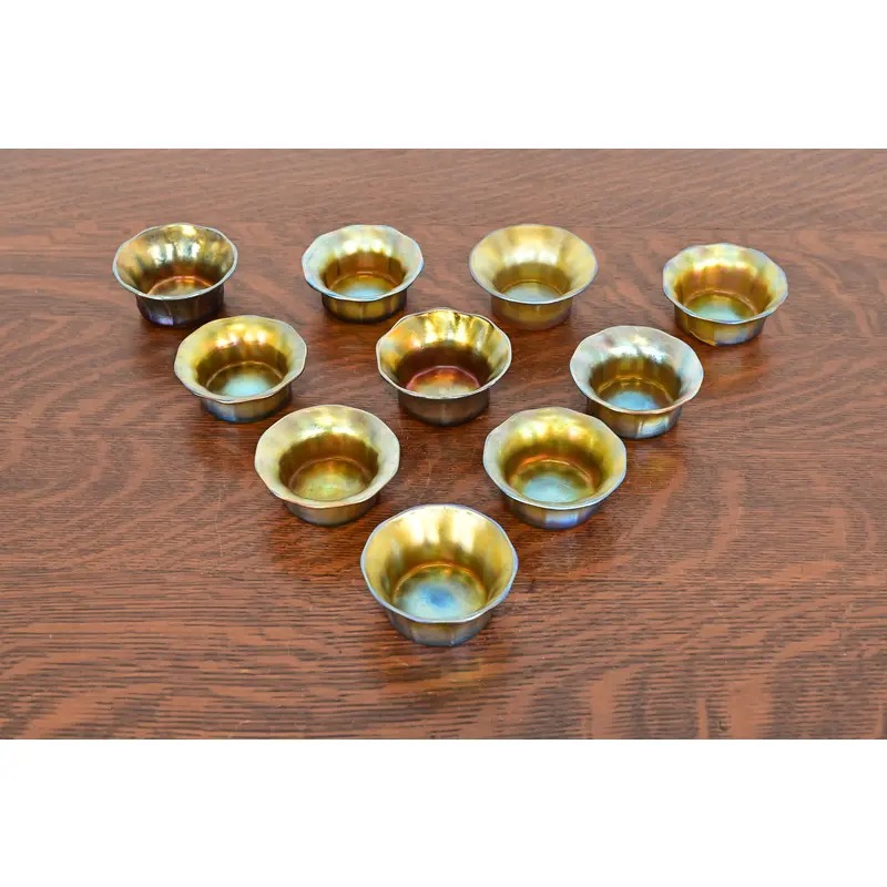 Louis Comfort Tiffany Favrile Iridescent Art Glass Salt Cellars, Pair - Image 8