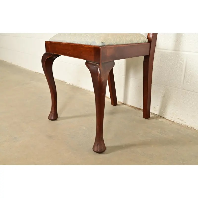 Henredon Style Georgian Carved Mahogany Dining Chairs, Set of Four - Image 9