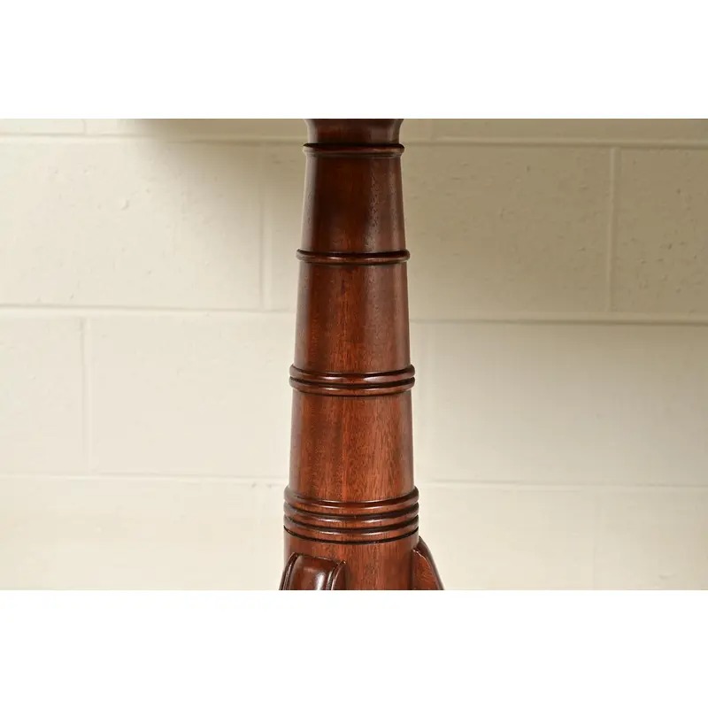 Kittinger Georgian Banded Mahogany Double Pedestal Dining Table, Newly Refinished - Image 10