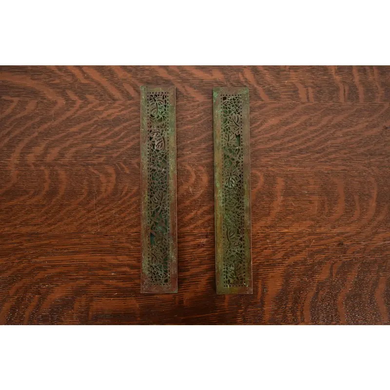 Tiffany Studios New York Grapevine Bronze Blotter Ends With Leather Desk Blotter - Image 10