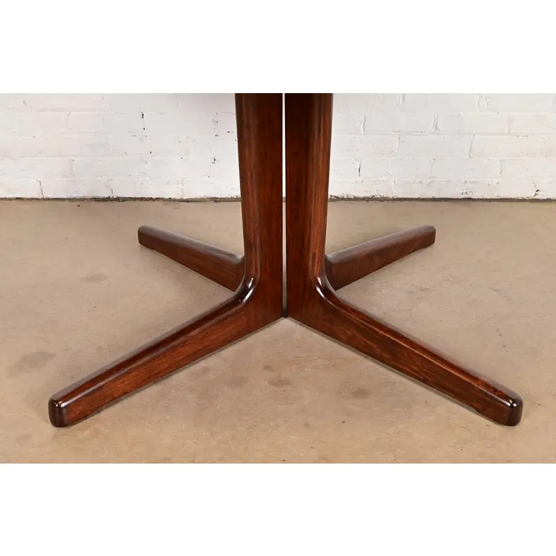 Skovby Danish Modern Sculpted Rosewood Extension Dining Table, Newly Refinished - Image 12