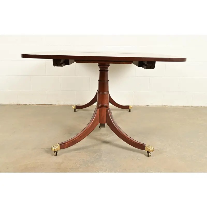 Kittinger Georgian Banded Mahogany Double Pedestal Dining Table, Newly Refinished - Image 13