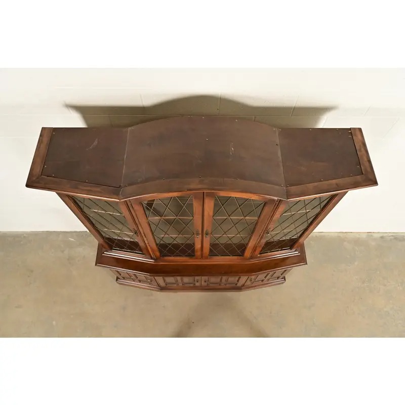 Ethan Allen Georgian Solid Maple Lighted Breakfront Bookcase Cabinet - Image 14