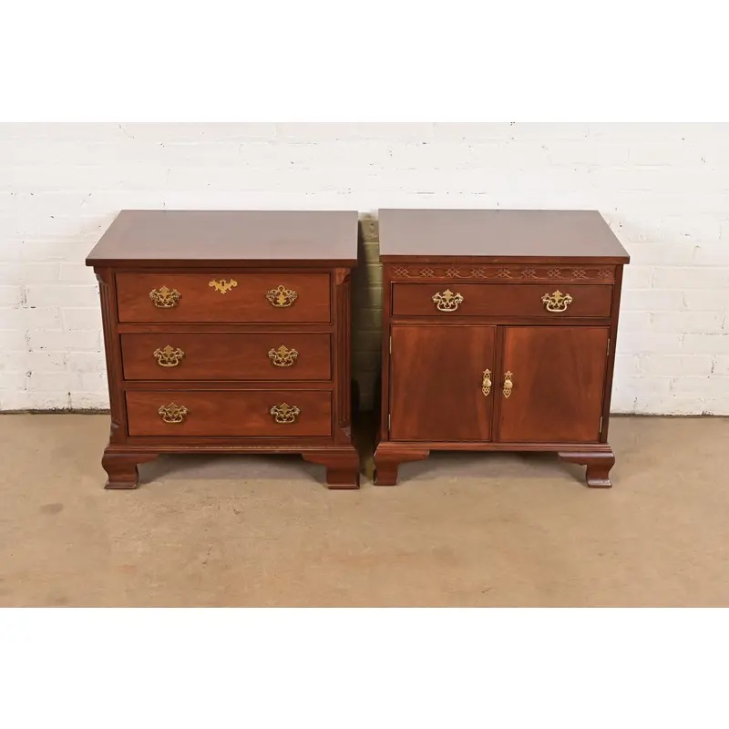 Baker Furniture Georgian Carved Mahogany Nightstands, Newly Refinished - Image 2