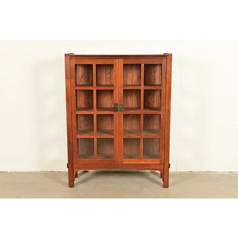 Charles Stickley Antique Mission Oak Arts & Crafts Bookcase Cabinet, Circa 1910 - Image 2