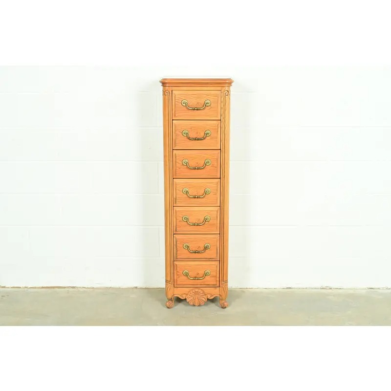 Hickory French Provincial Louis XV Carved Oak Lingerie Chest or Semainier - Image 2
