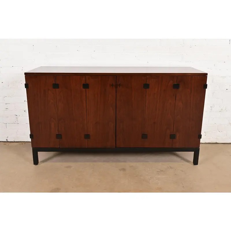Milo Baughman for Directional Walnut and Ebonized Sideboard Credenza, Newly Refinished - Image 2